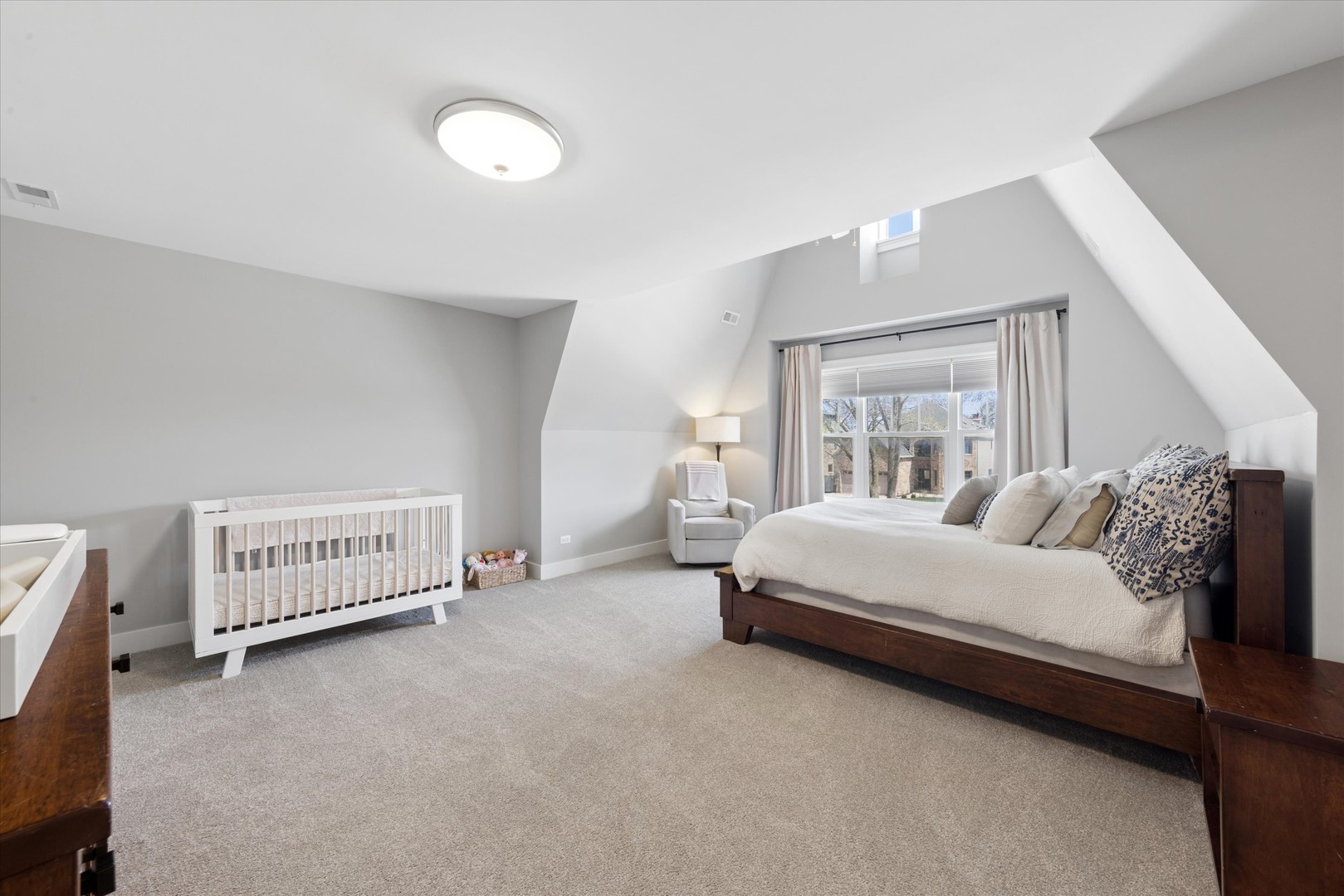 650 N West Avenue, Elmhurst, IL 60126