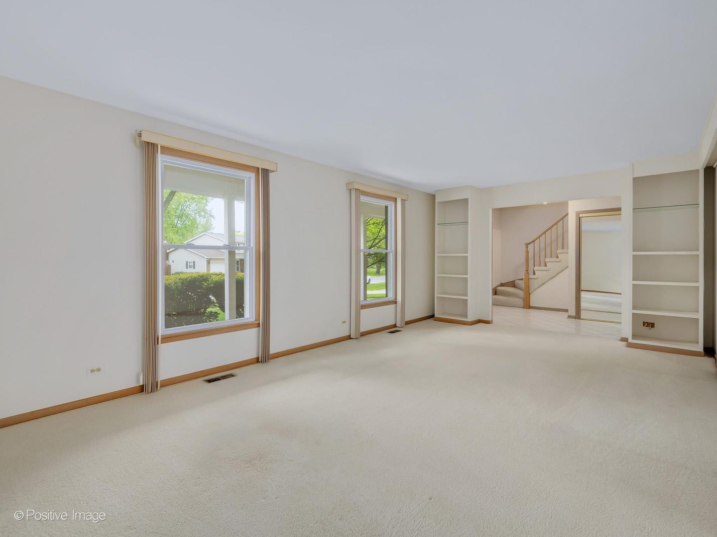 1903 Cheshire Lane, Wheaton, IL 60189