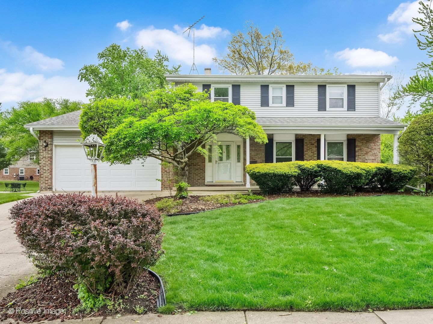 1903 Cheshire Lane, Wheaton, IL 60189