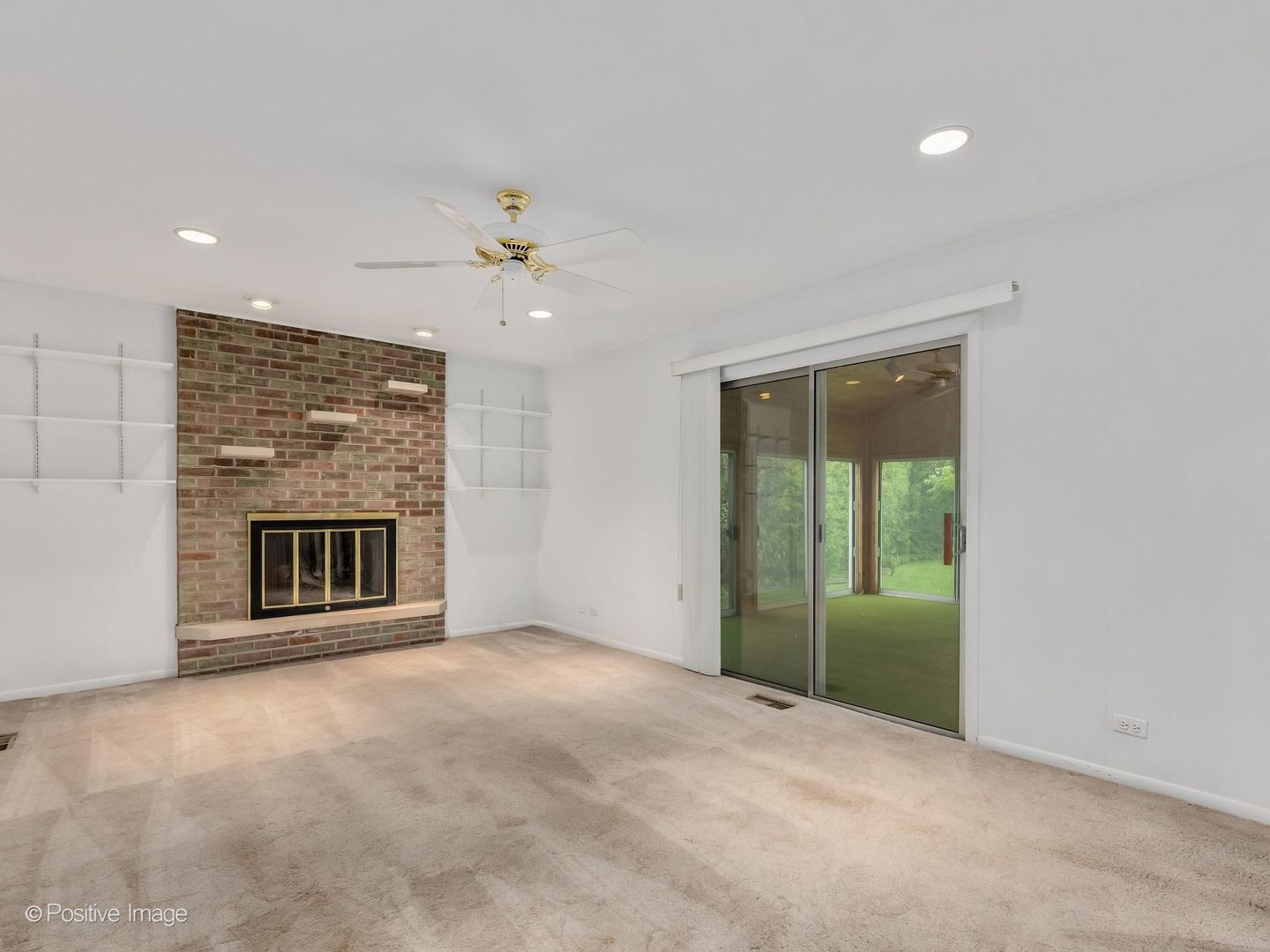 1903 Cheshire Lane, Wheaton, IL 60189