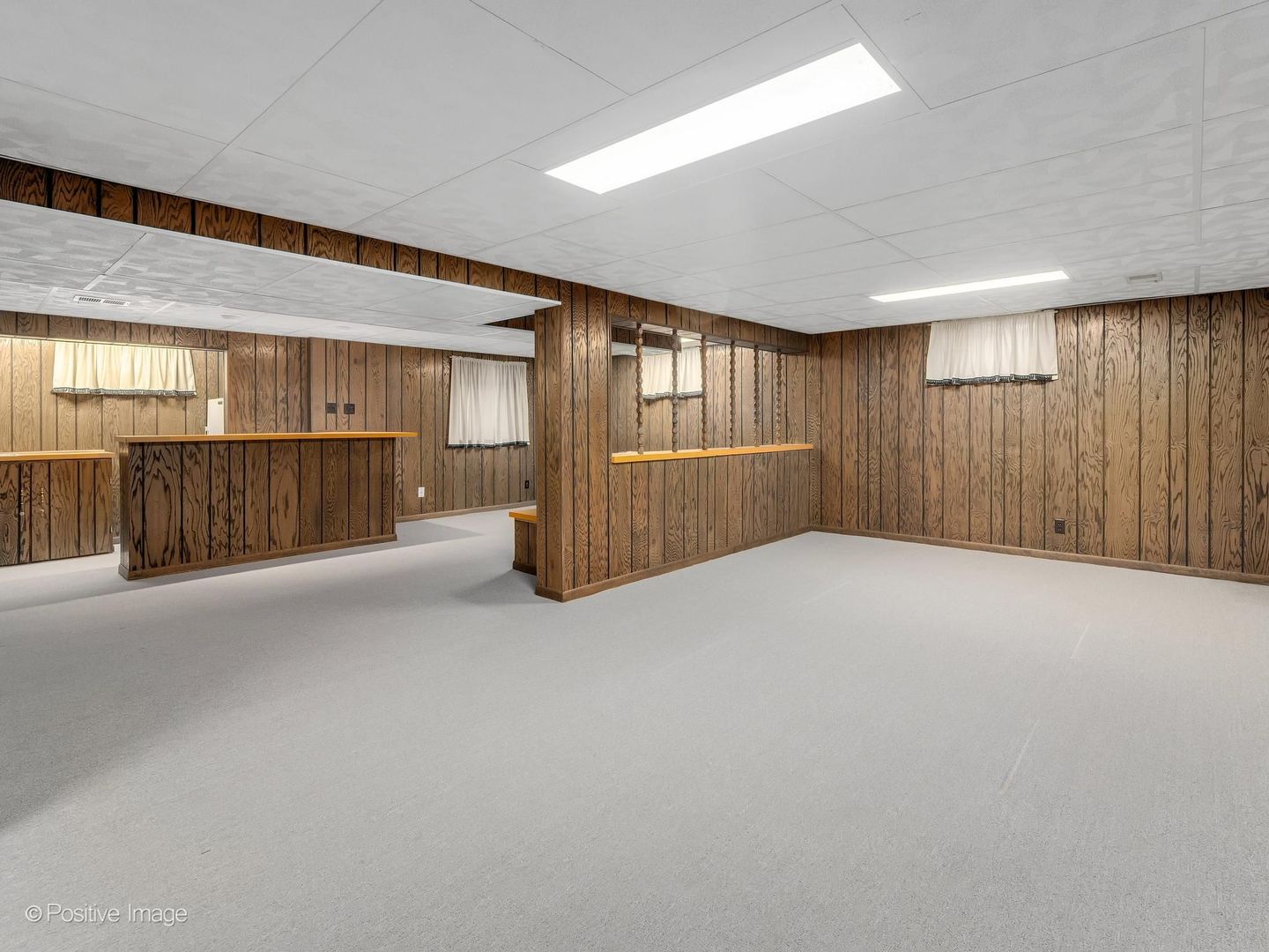 1903 Cheshire Lane, Wheaton, IL 60189