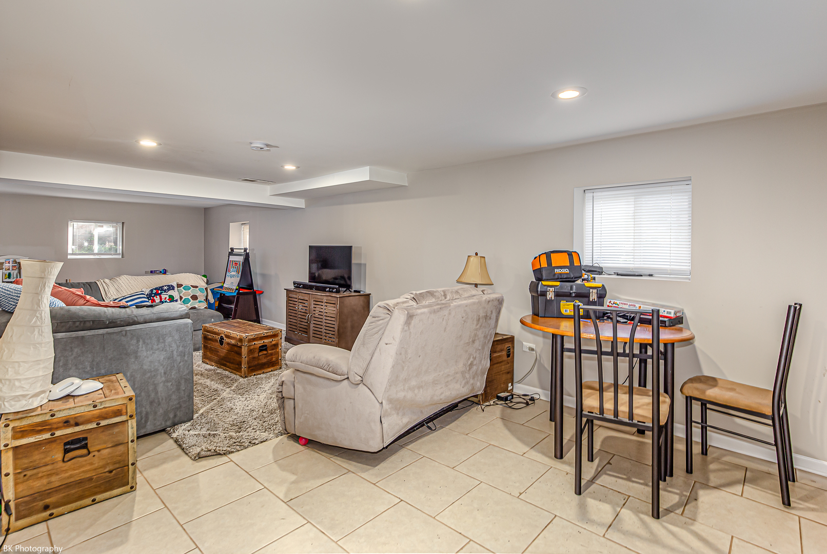 9255 Melvina Avenue, Oak Lawn, IL 60453