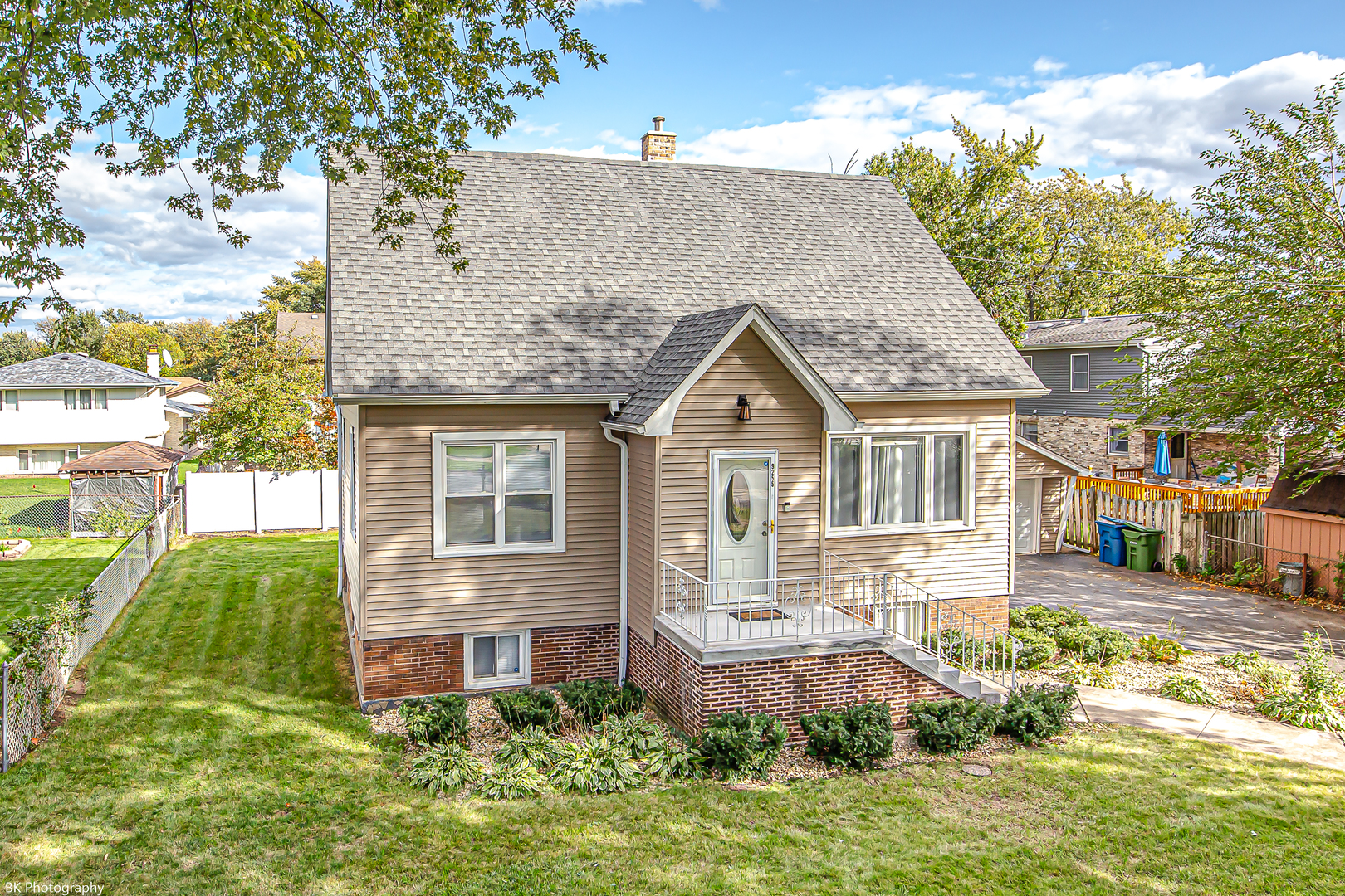 9255 Melvina Avenue, Oak Lawn, IL 60453