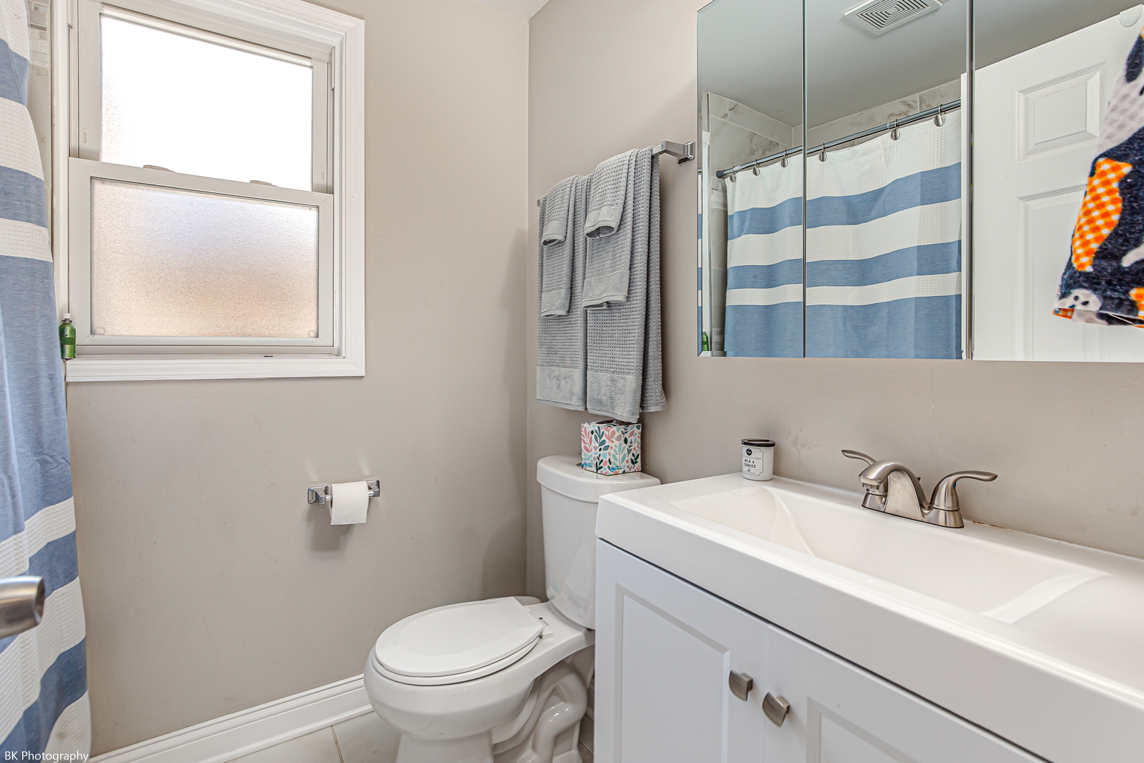 9255 Melvina Avenue, Oak Lawn, IL 60453