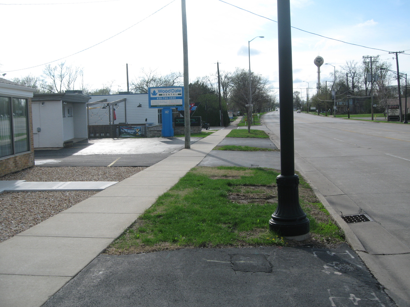 138 W Irving Park Road, Wood Dale, IL 60191