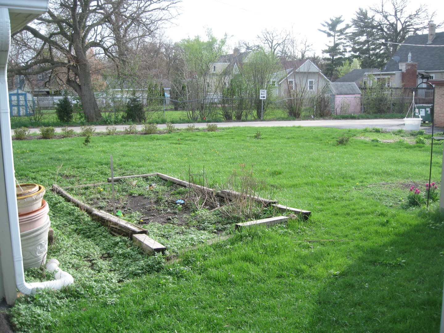 138 W Irving Park Road, Wood Dale, IL 60191