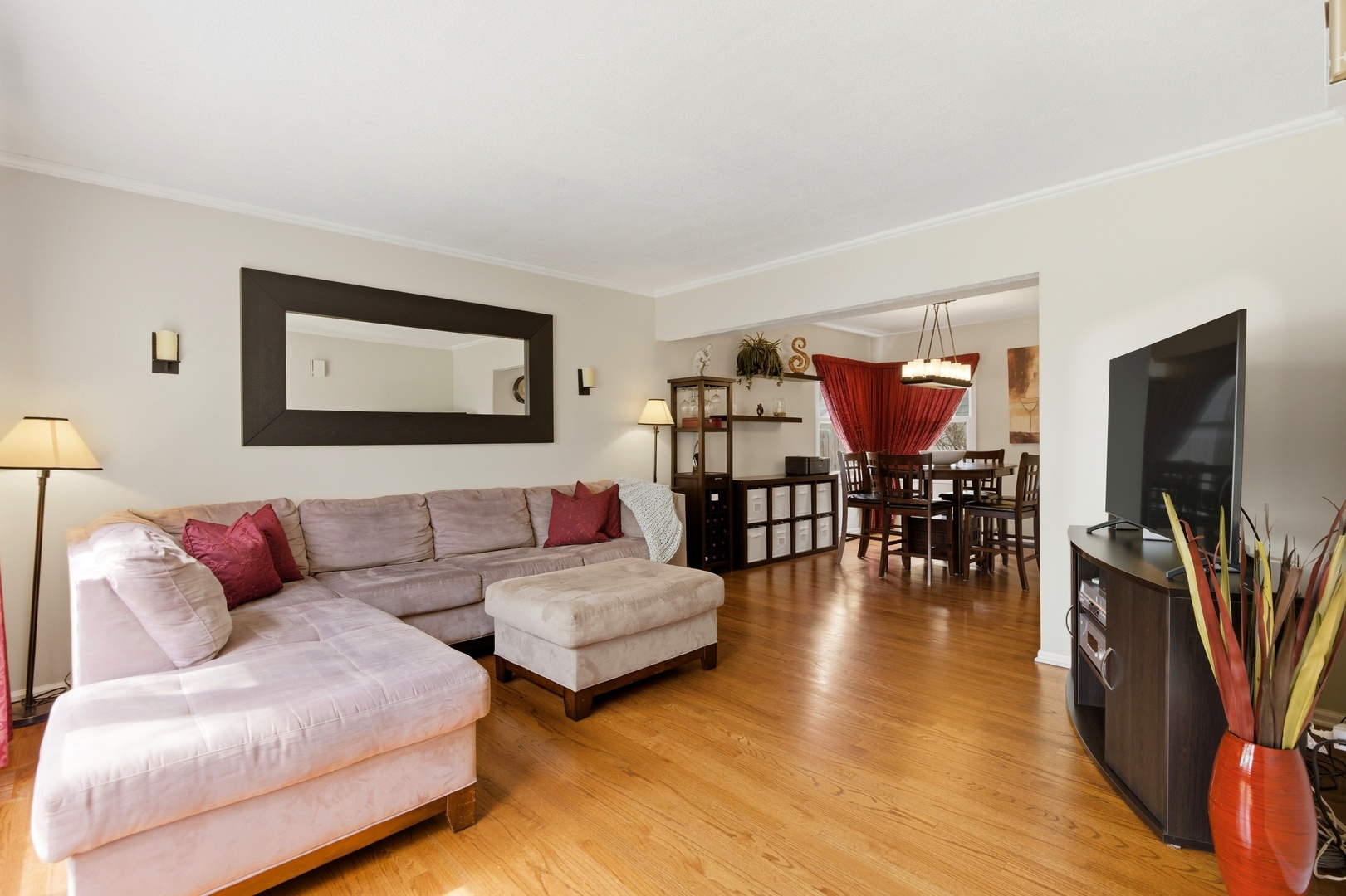 6900 Olde Gatehouse Road, Tinley Park, IL 60477