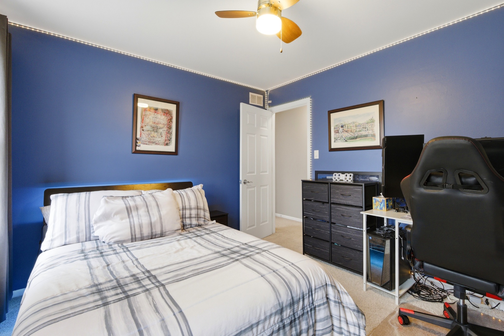 6900 Olde Gatehouse Road, Tinley Park, IL 60477