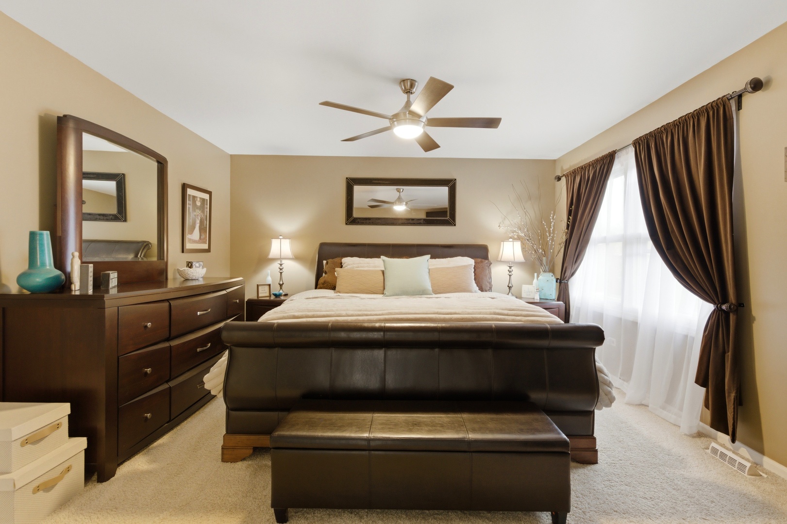 6900 Olde Gatehouse Road, Tinley Park, IL 60477