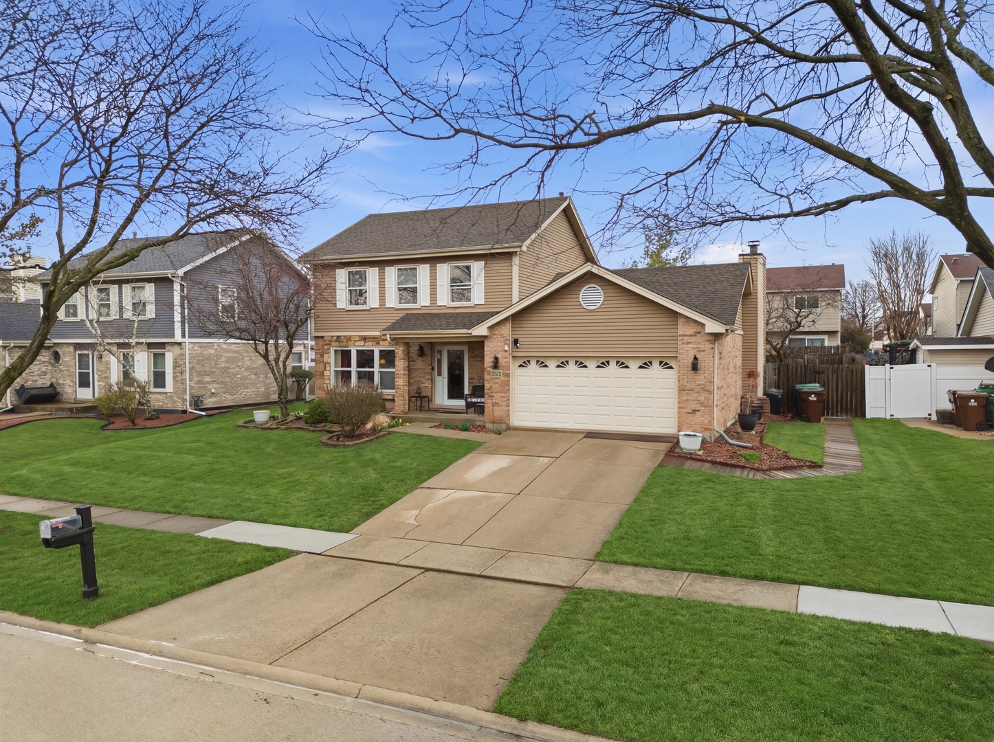 6900 Olde Gatehouse Road, Tinley Park, IL 60477