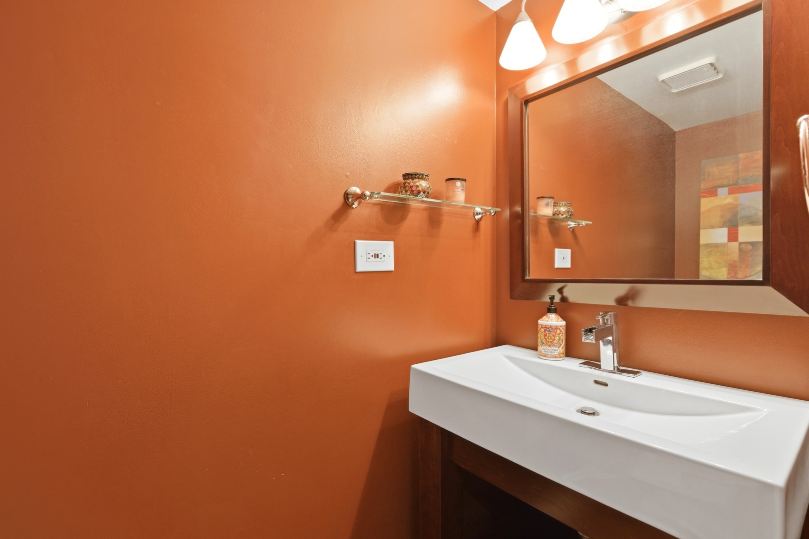 6900 Olde Gatehouse Road, Tinley Park, IL 60477