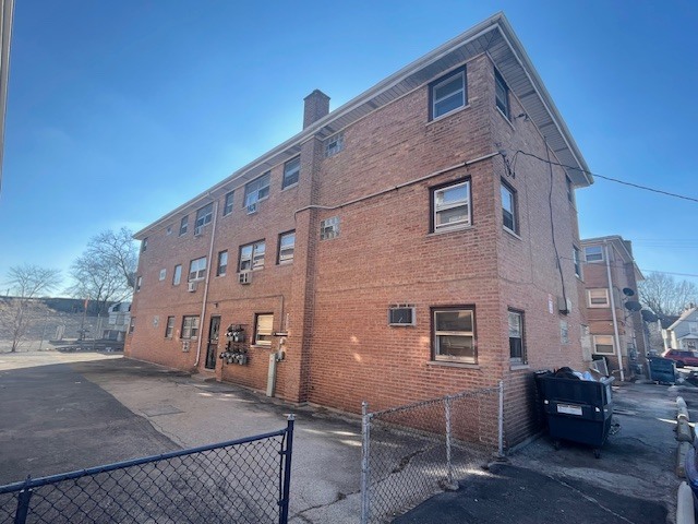 12934 Page Court, Blue Island, IL 60406