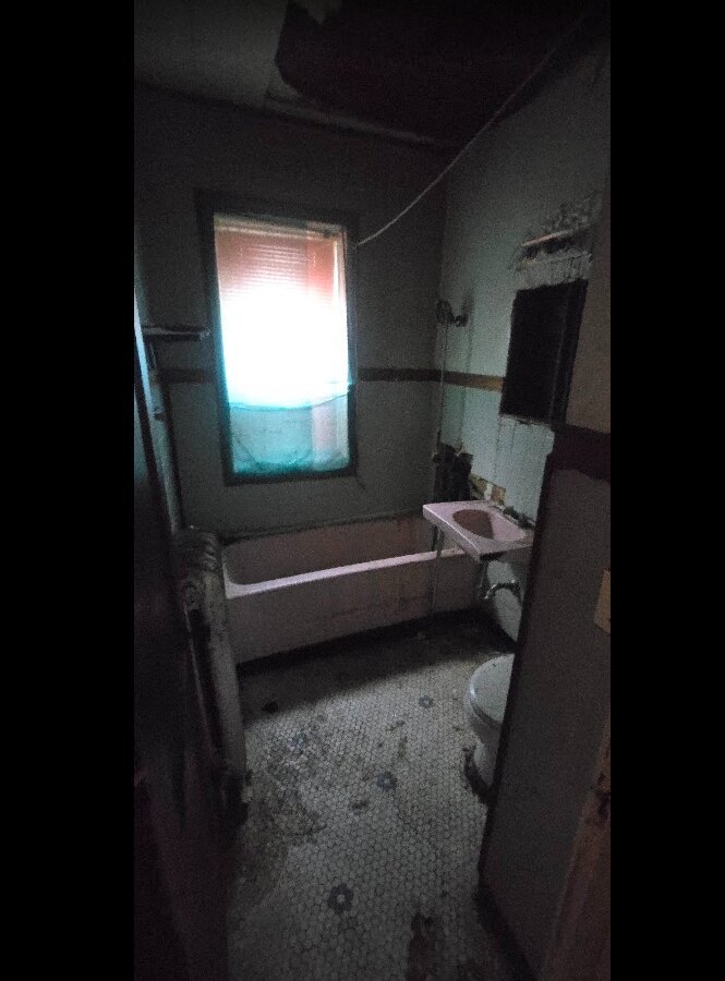 7530 S Eggleston Avenue, Chicago, IL 60620