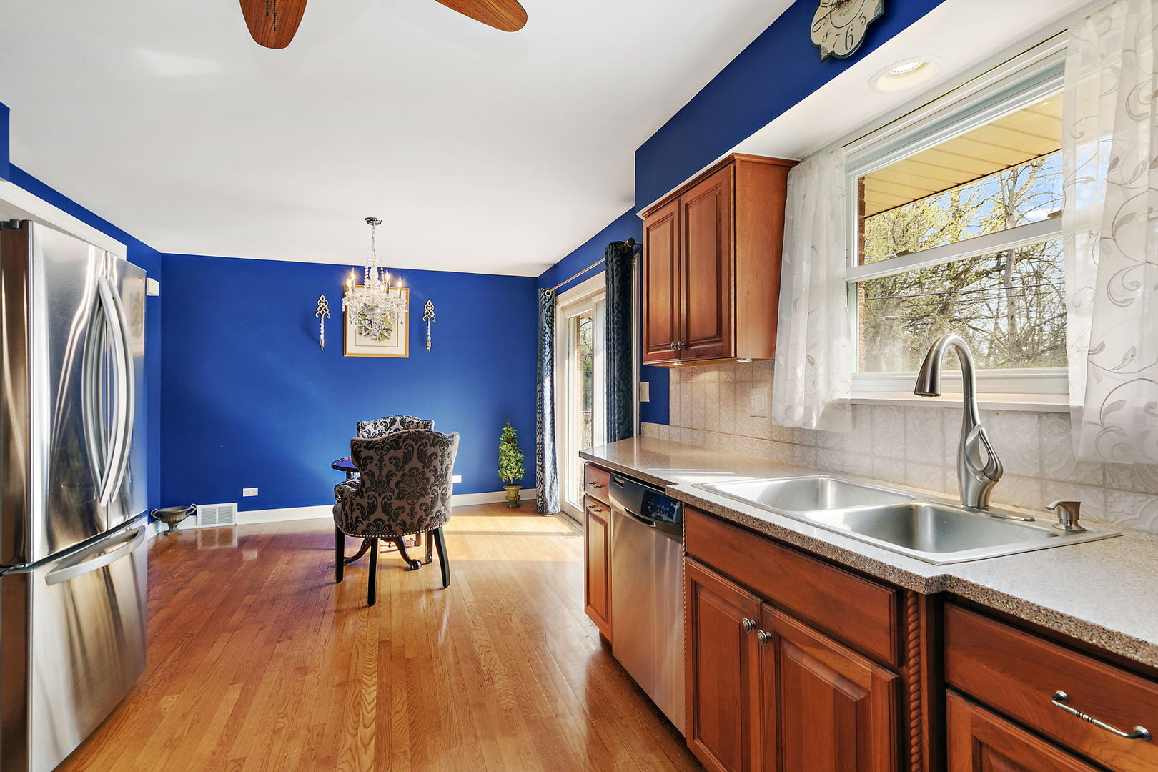 629 N Wren Avenue, Palatine, IL 60067