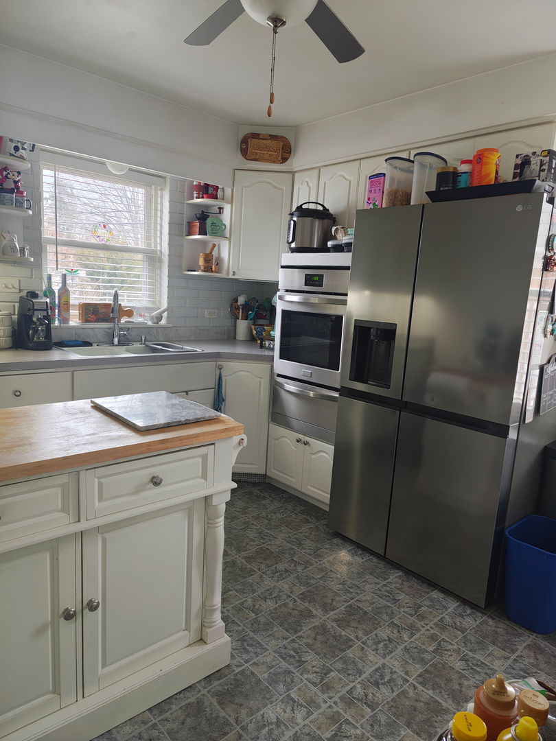 11036 Shaw Street, Westchester, IL 60154