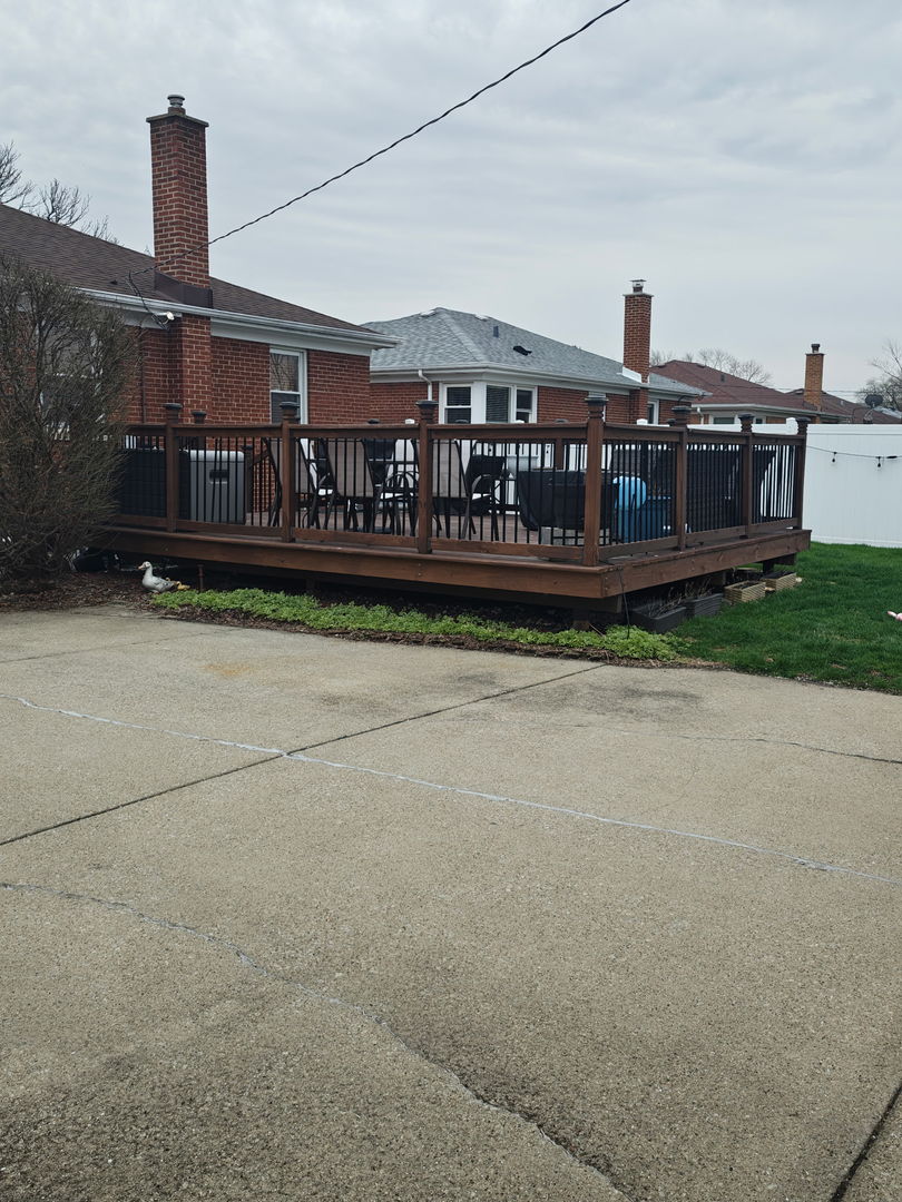 11036 Shaw Street, Westchester, IL 60154