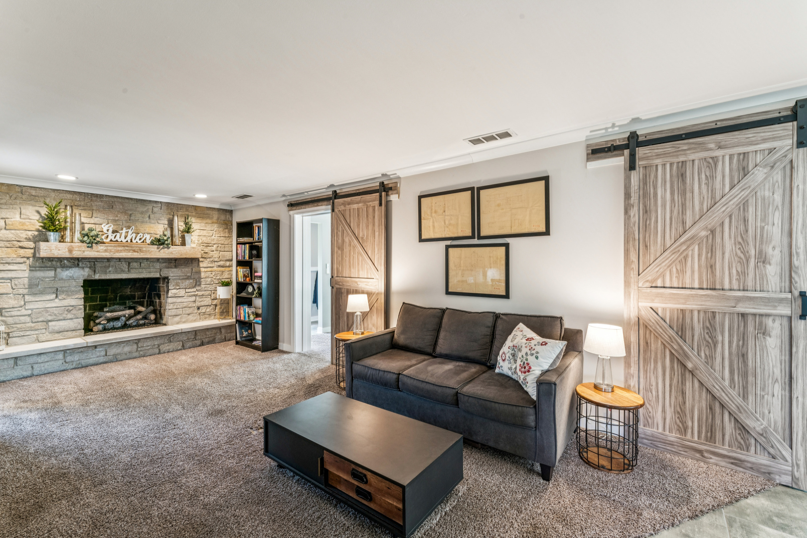 612 Glenn Court, Schaumburg, IL 60193