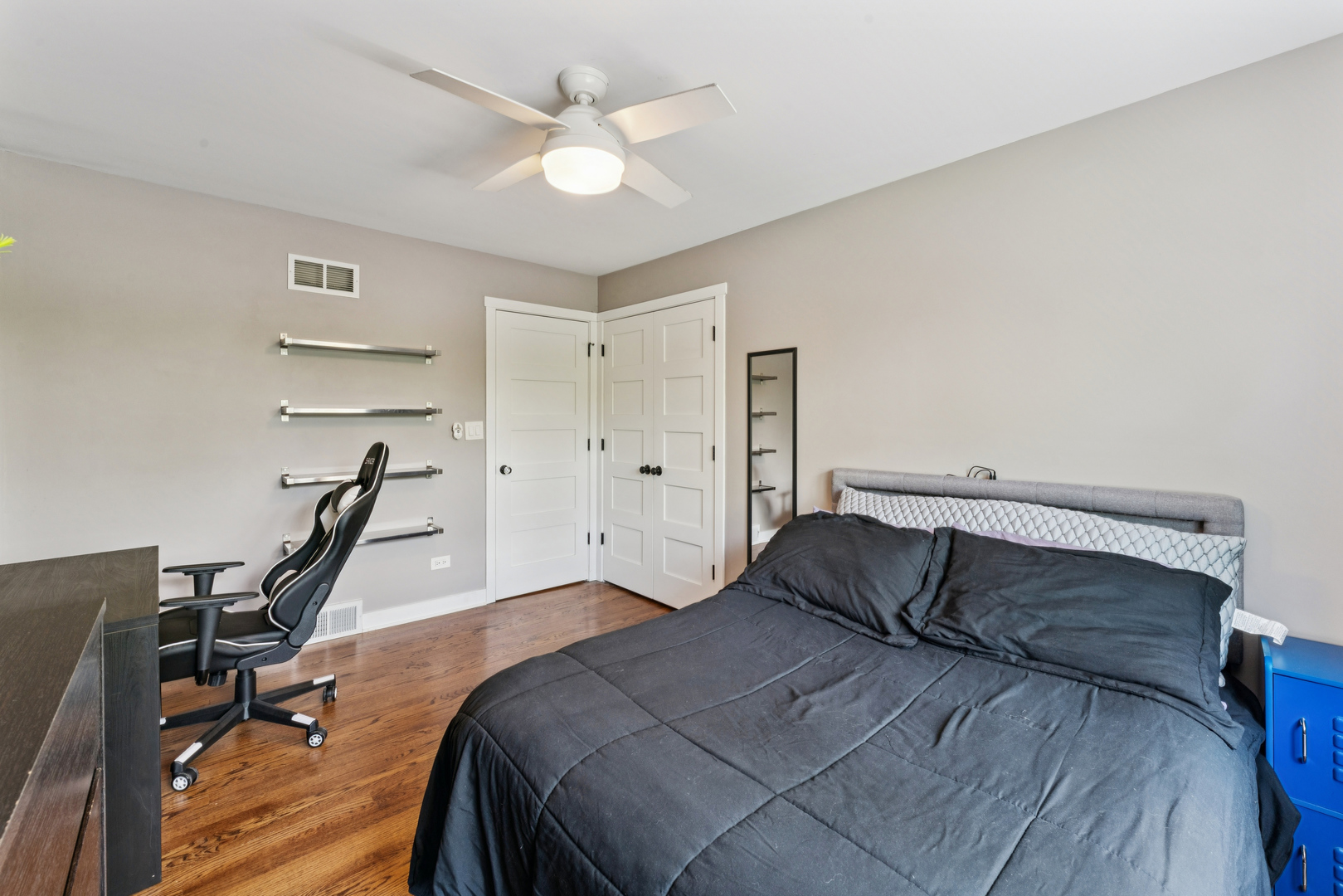 612 Glenn Court, Schaumburg, IL 60193