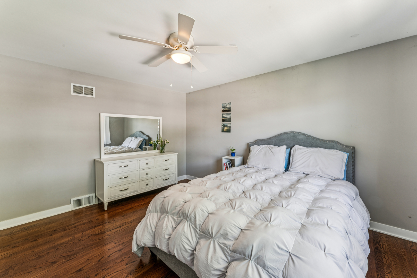 612 Glenn Court, Schaumburg, IL 60193