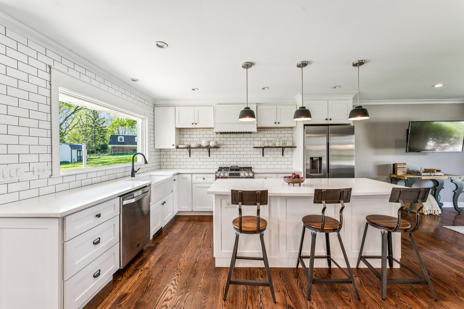 612 Glenn Court, Schaumburg, IL 60193