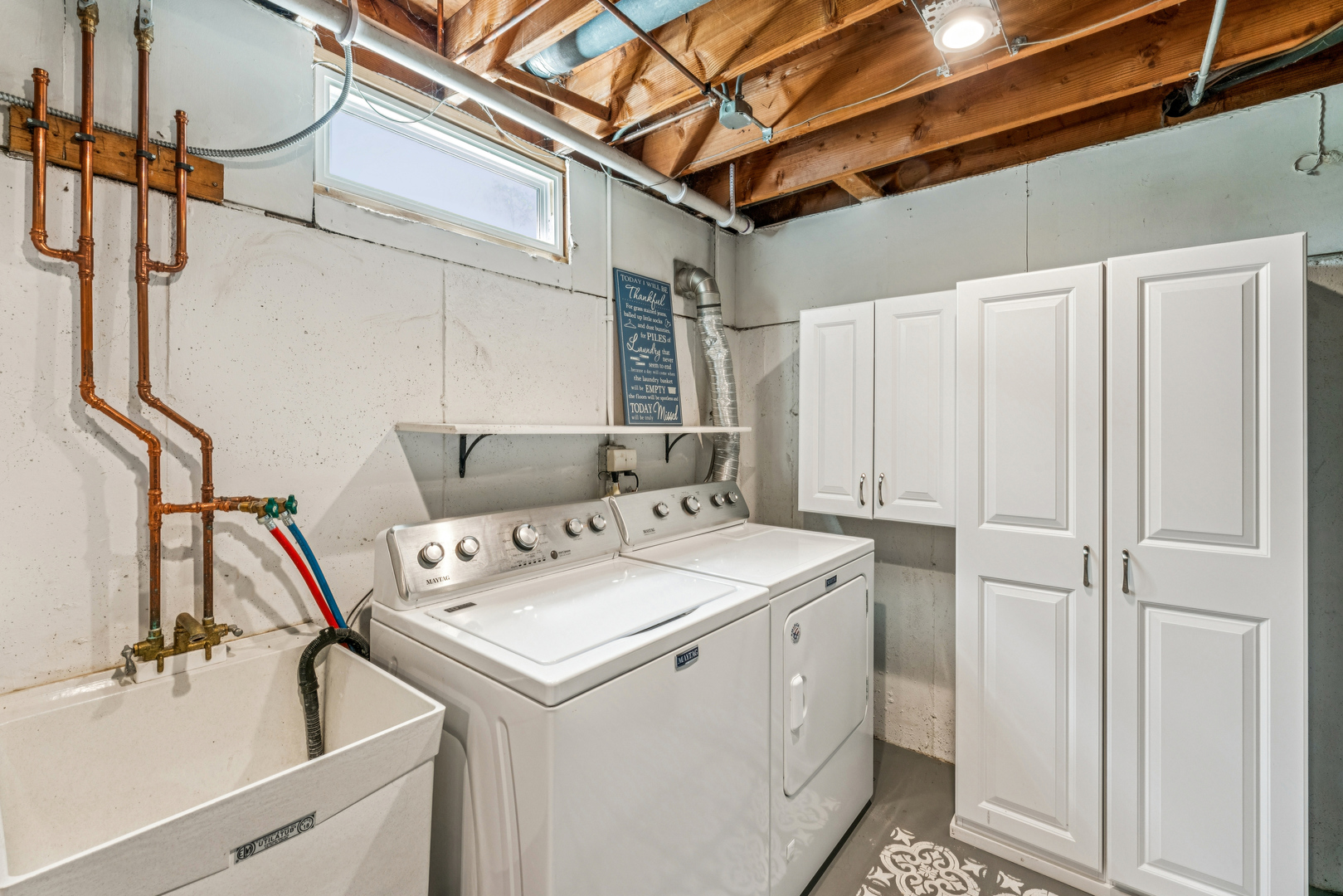 612 Glenn Court, Schaumburg, IL 60193