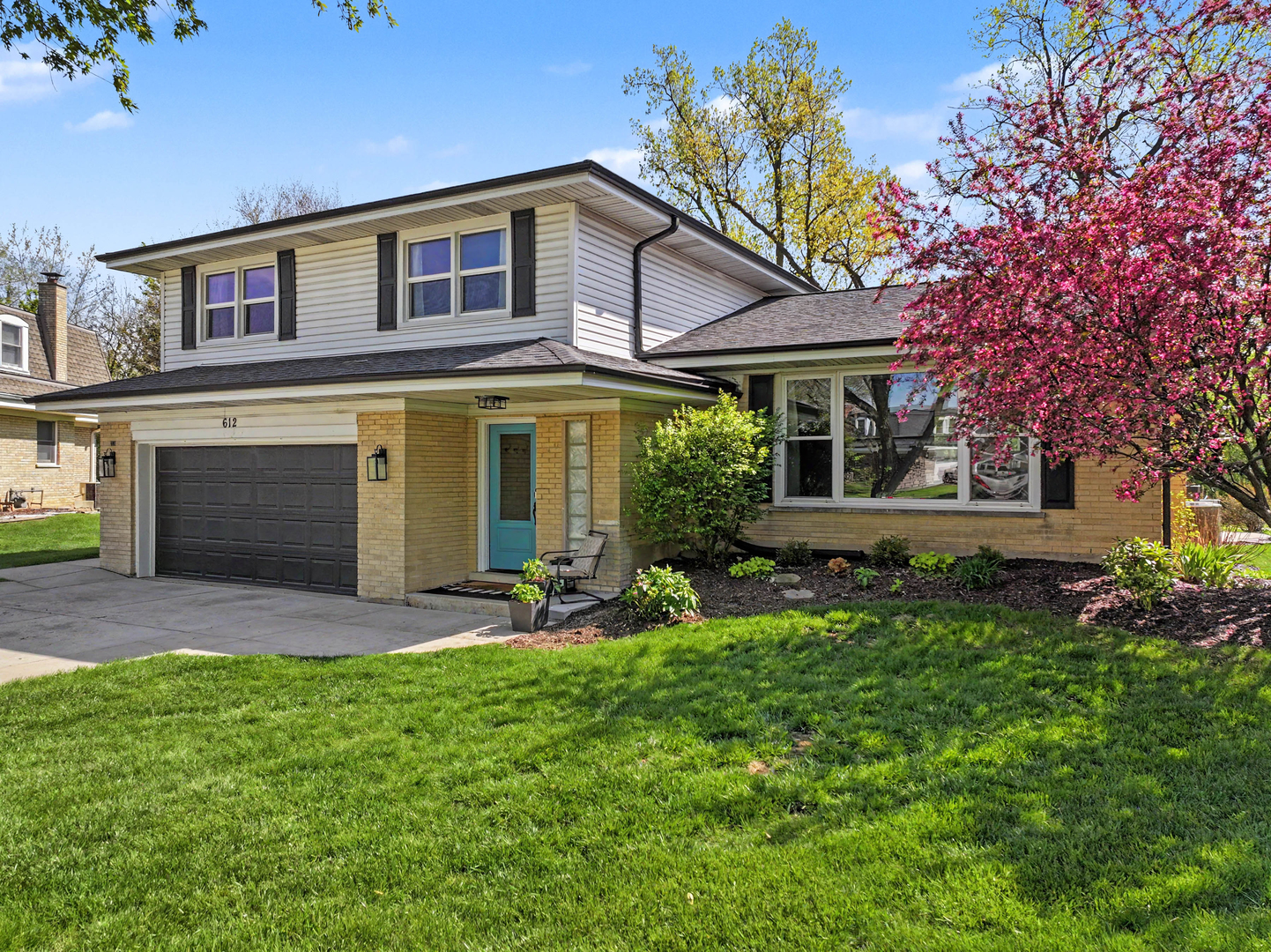 612 Glenn Court, Schaumburg, IL 60193