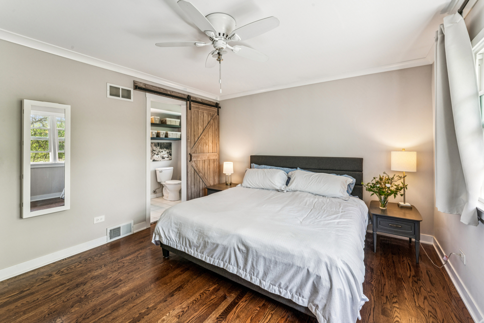 612 Glenn Court, Schaumburg, IL 60193