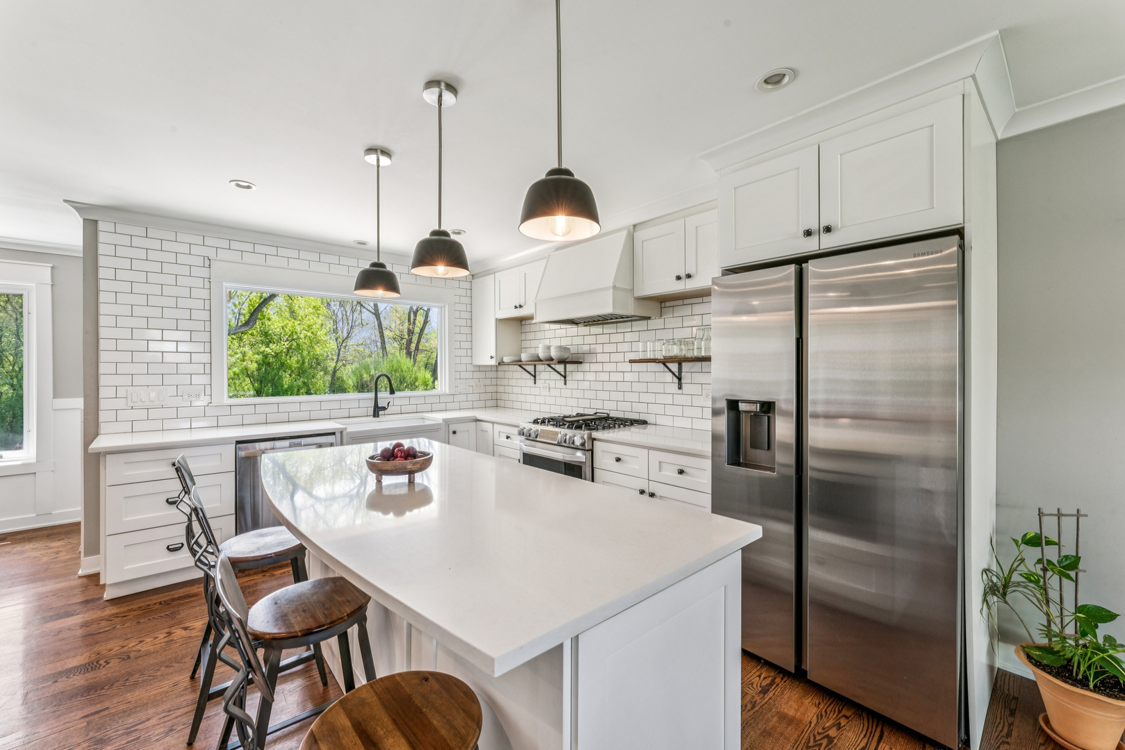 612 Glenn Court, Schaumburg, IL 60193