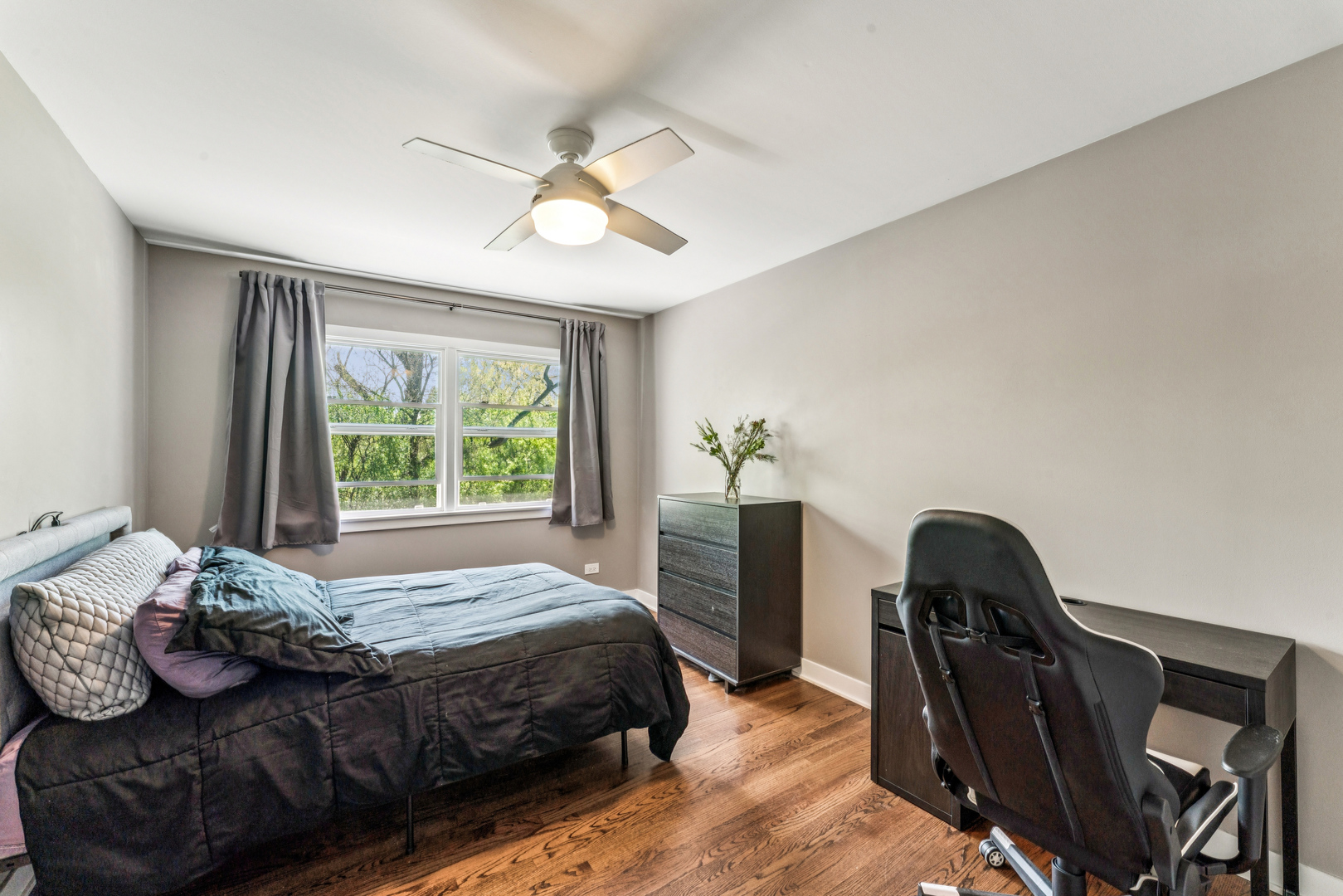 612 Glenn Court, Schaumburg, IL 60193