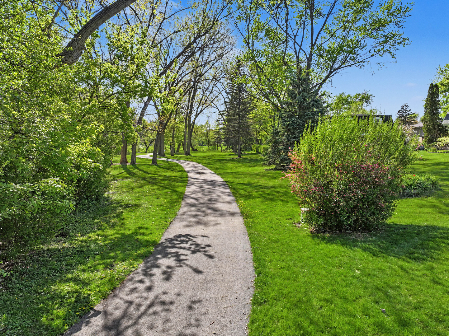 612 Glenn Court, Schaumburg, IL 60193