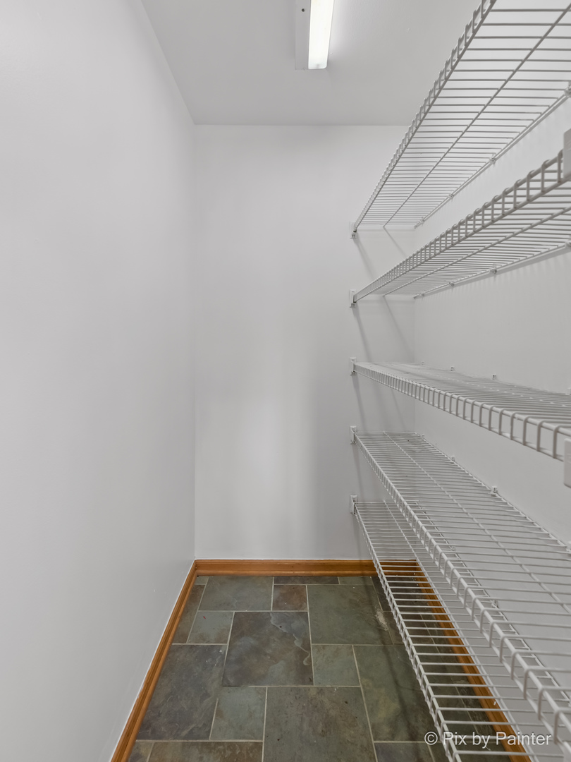 39911 Golf Lane, Antioch, IL 60002