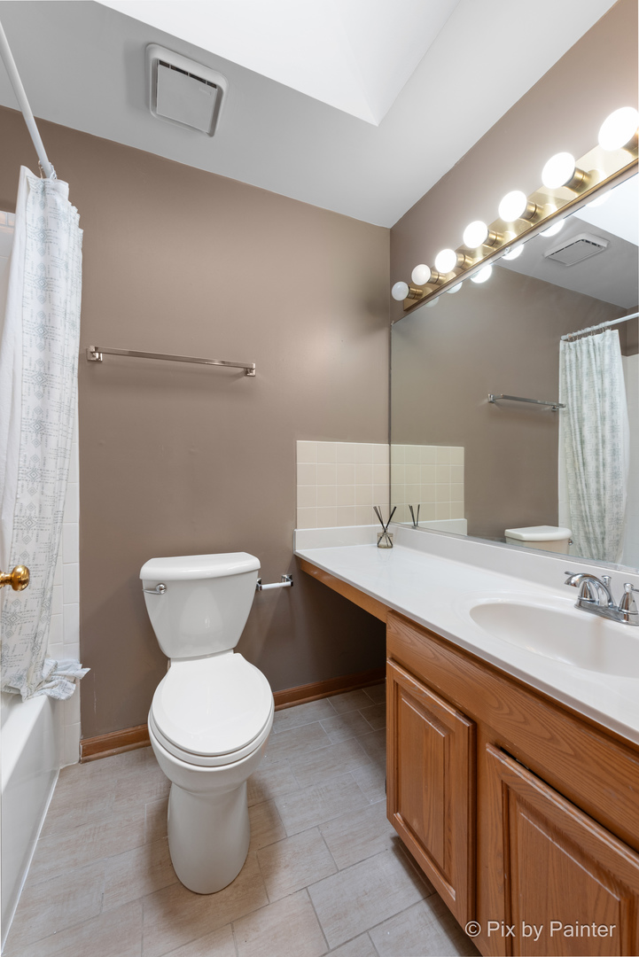 39911 Golf Lane, Antioch, IL 60002