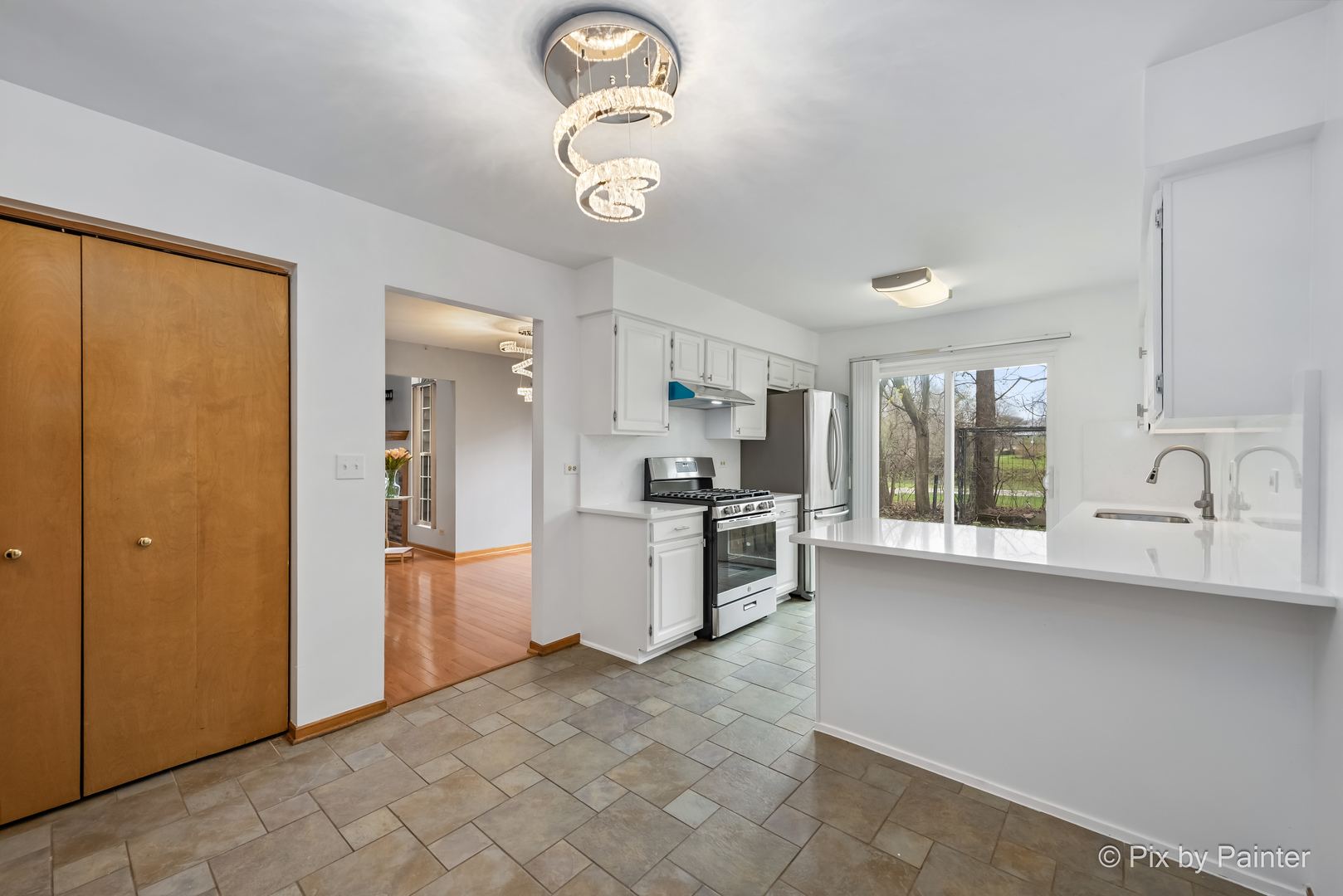 39911 Golf Lane, Antioch, IL 60002