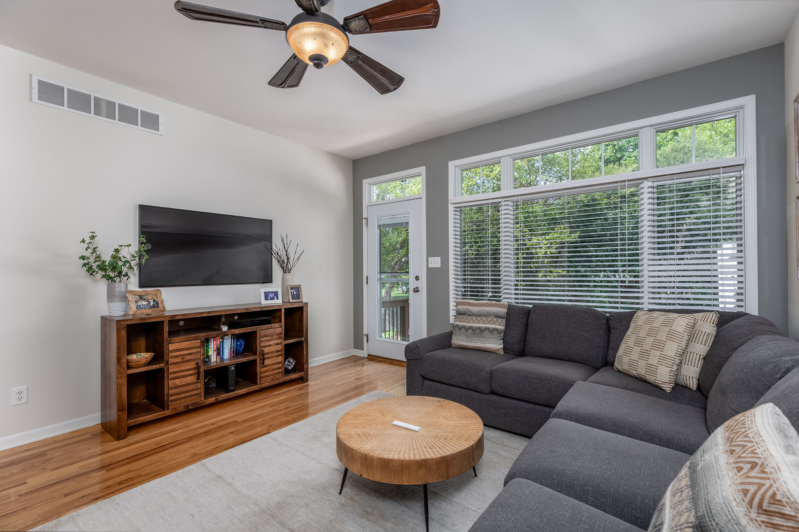 1985 Alinda Avenue, Ottawa, IL 61350