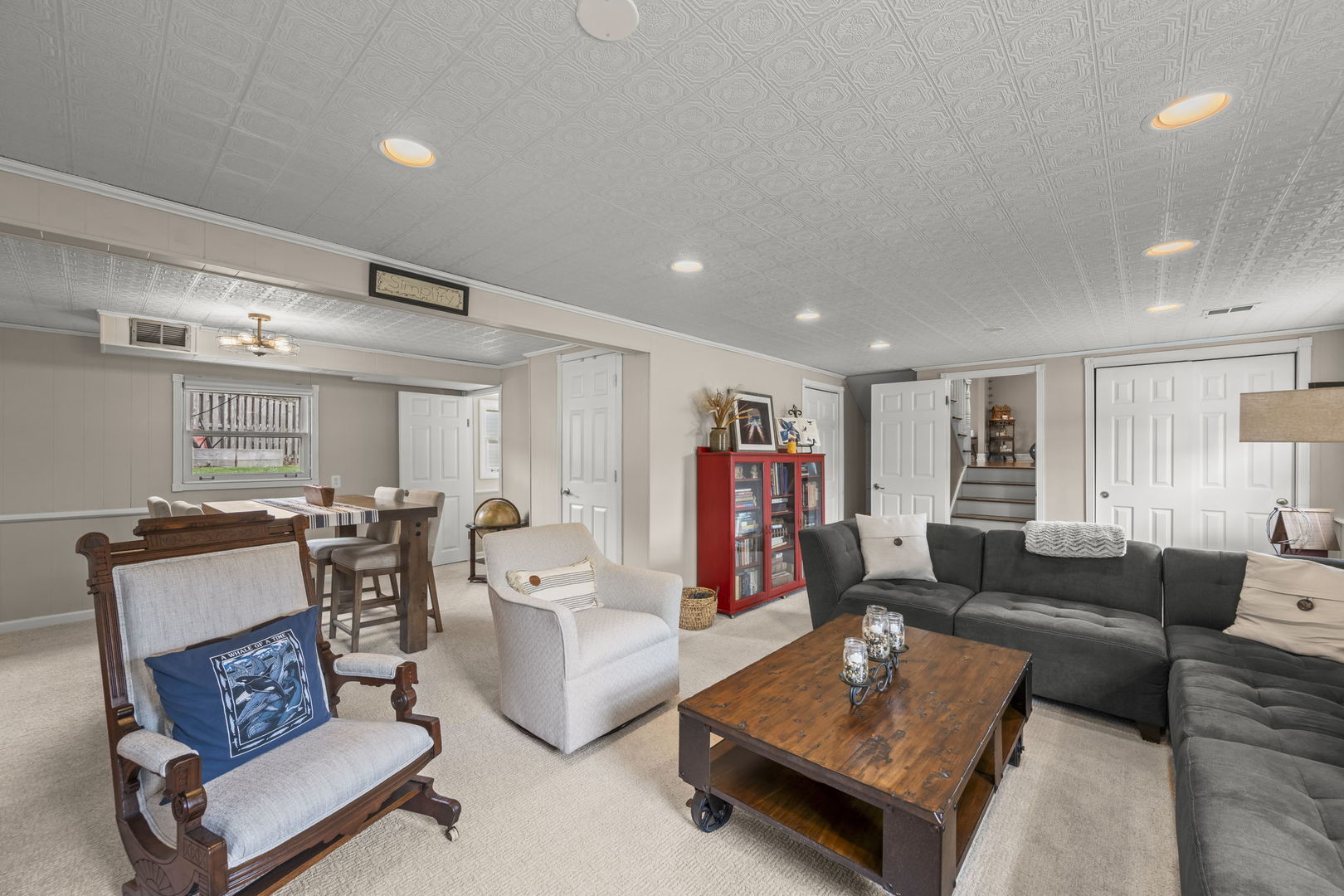 444 S Gibbons Avenue, Arlington Heights, IL 60004