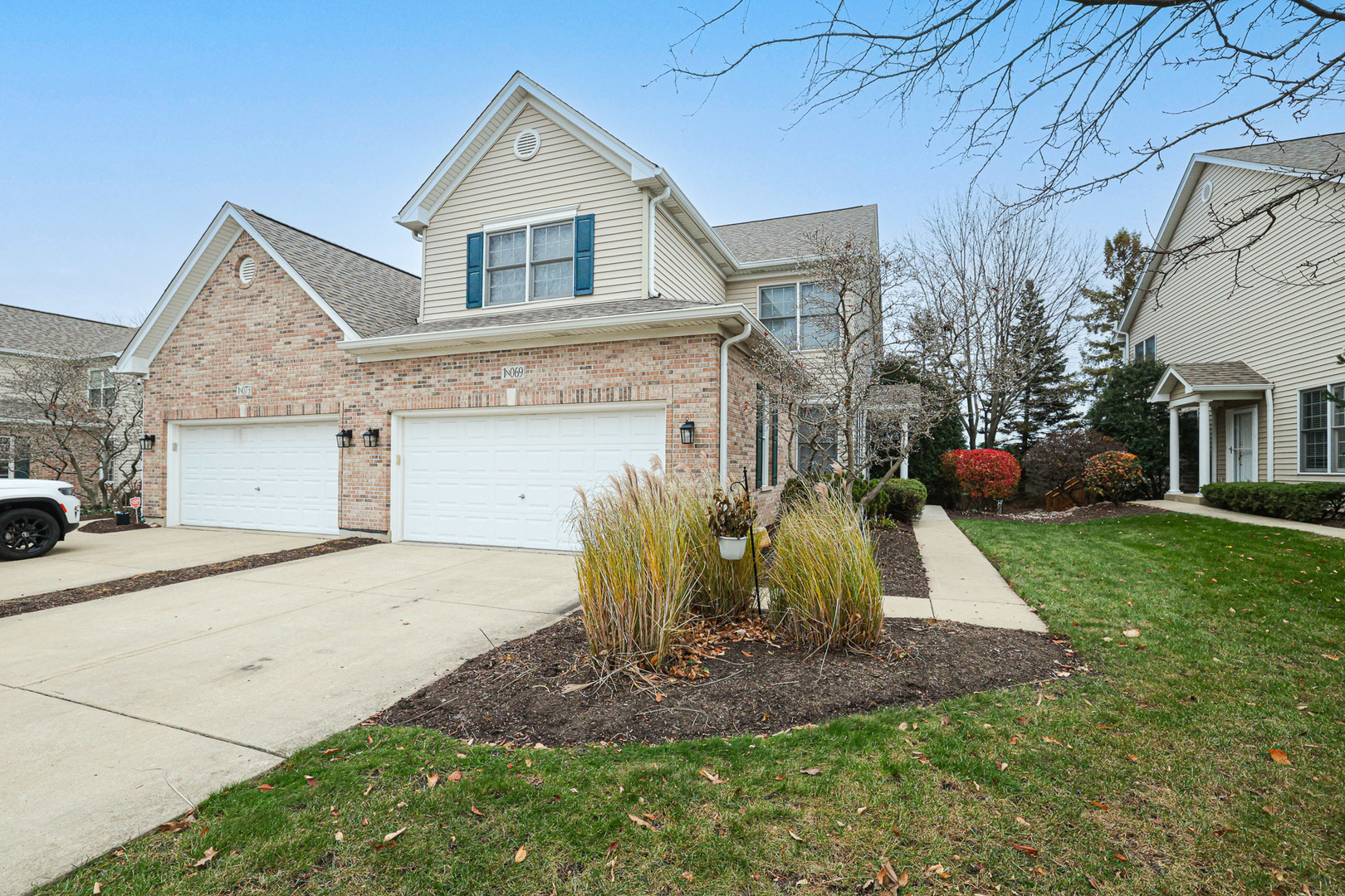 1N069 Mission Court, Winfield, IL 60190