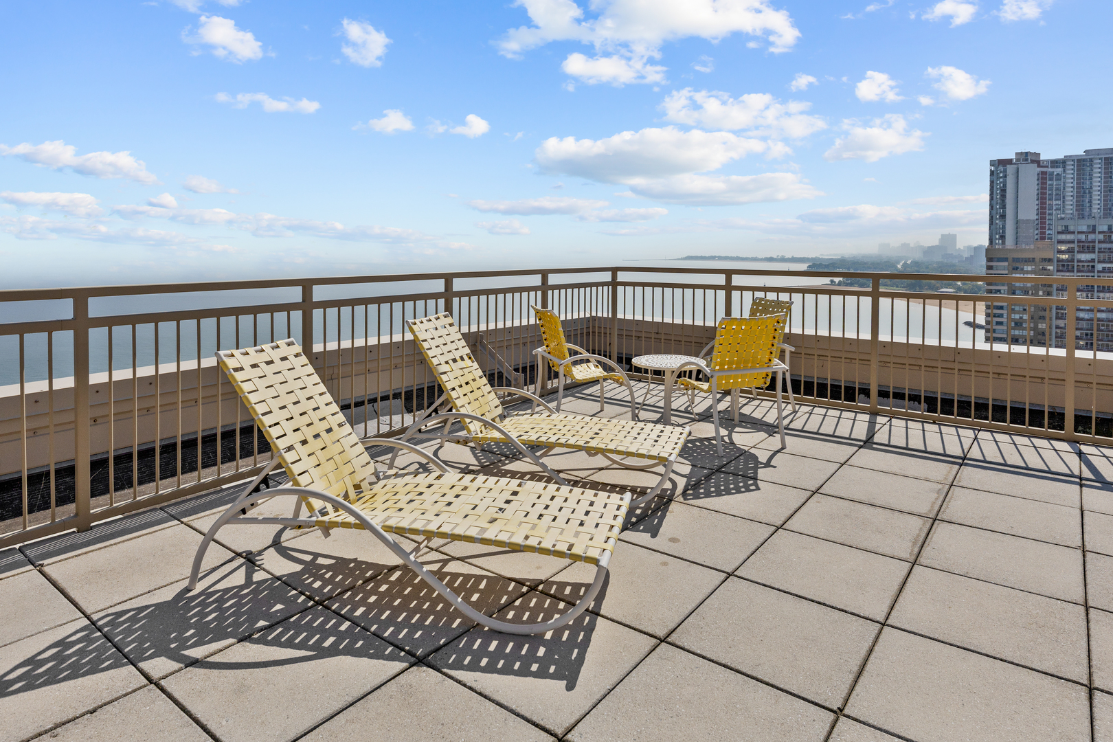 6301 N Sheridan Road #3A, Chicago, IL 60660