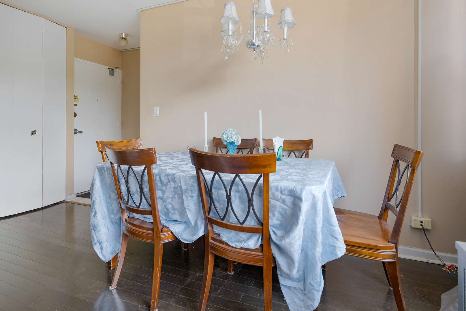 6301 N Sheridan Road #3A, Chicago, IL 60660