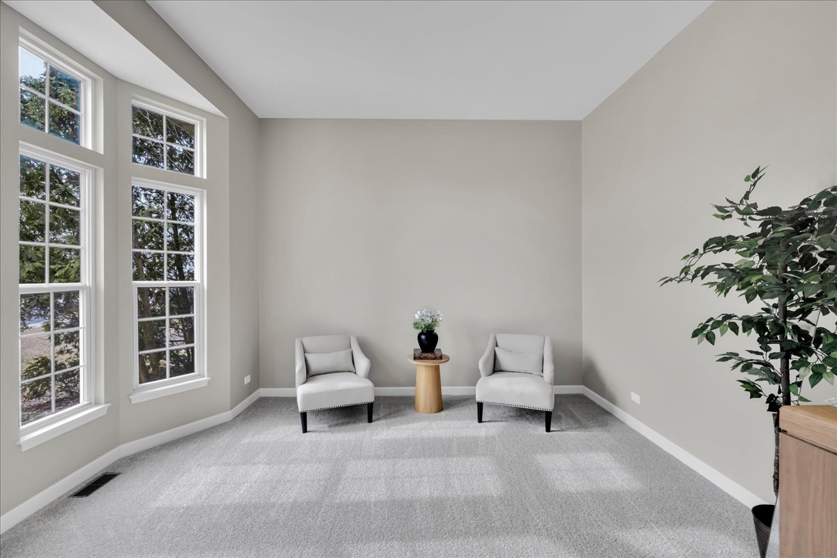 555 Bluestem Drive, Yorkville, IL 60560