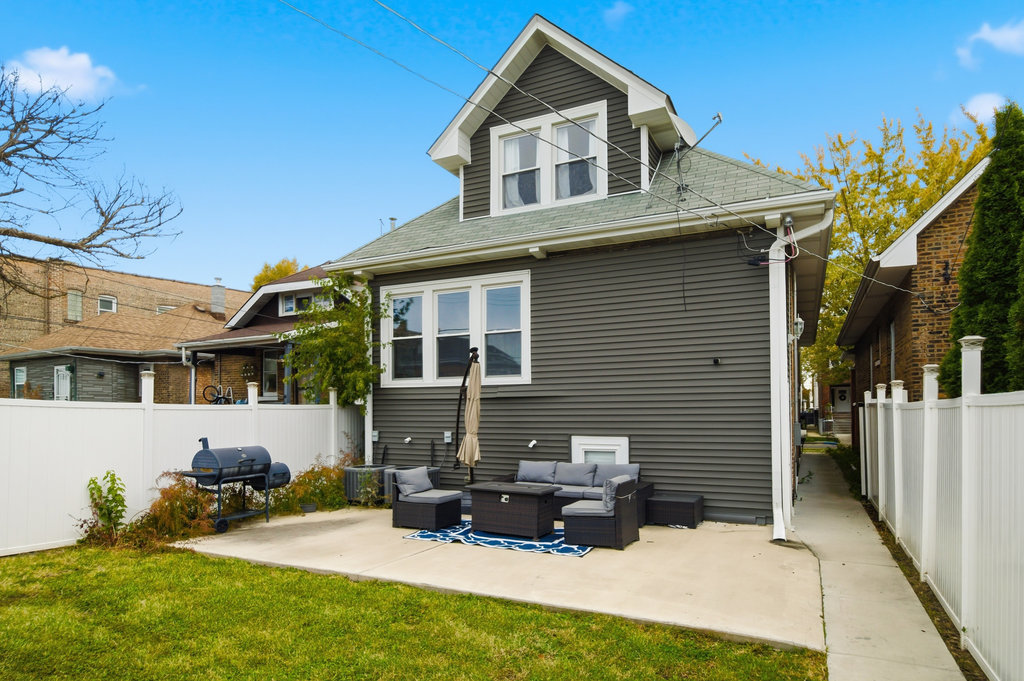 1826 S 49th Court, Cicero, IL 60804