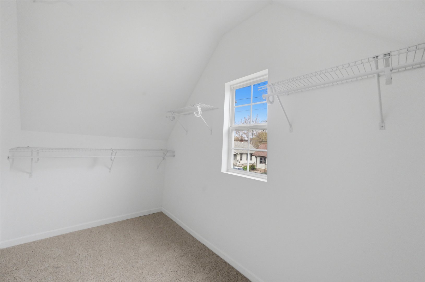 323 Douglas Avenue, Dixon, IL 61021