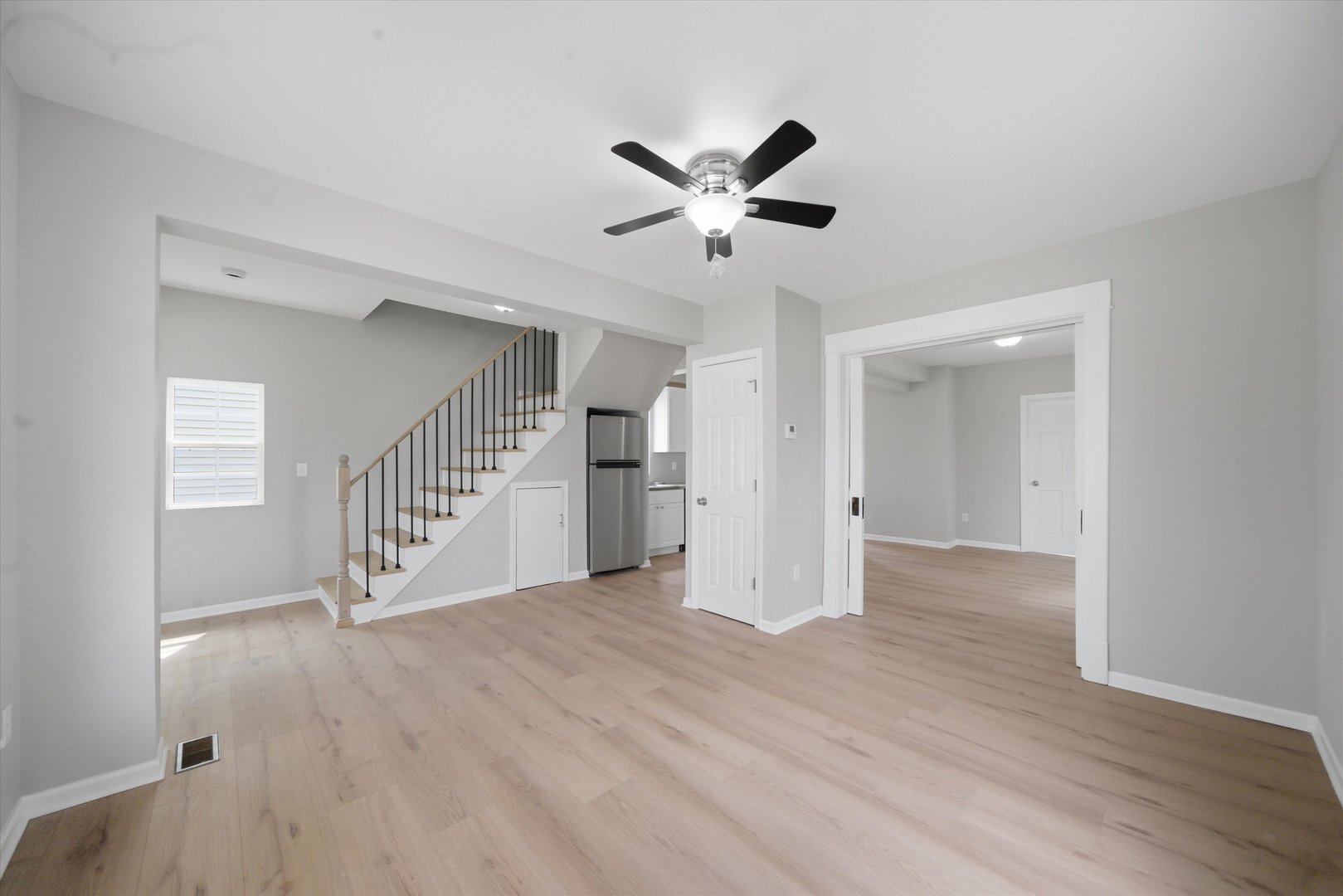 323 Douglas Avenue, Dixon, IL 61021