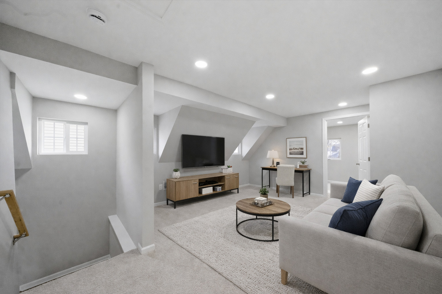 323 Douglas Avenue, Dixon, IL 61021