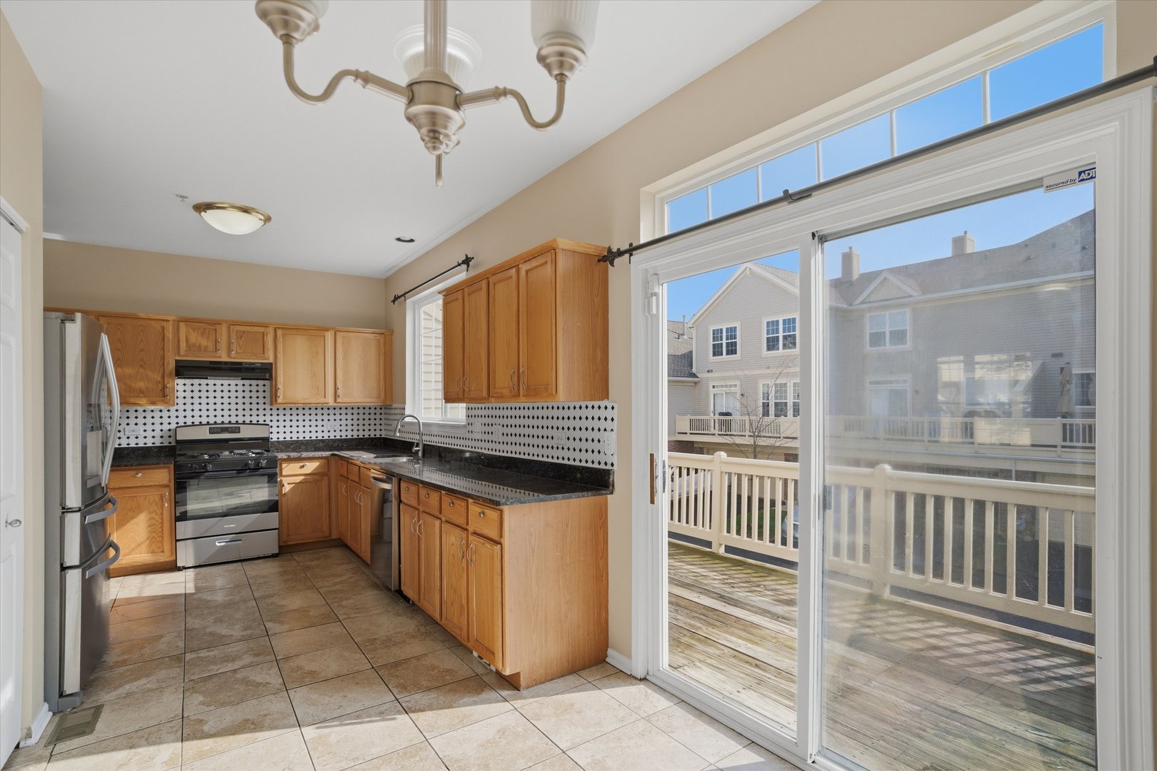 2720 N Greenwood Avenue, Arlington Heights, IL 60004