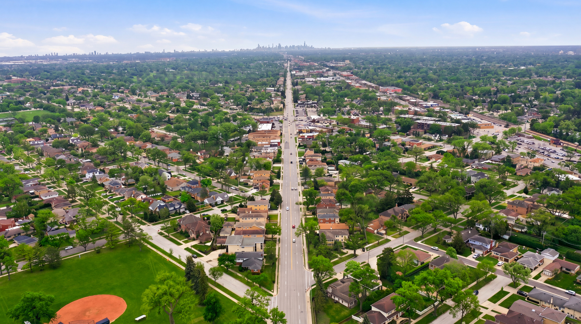 1216 N Northwest Highway, Park Ridge, IL 60068