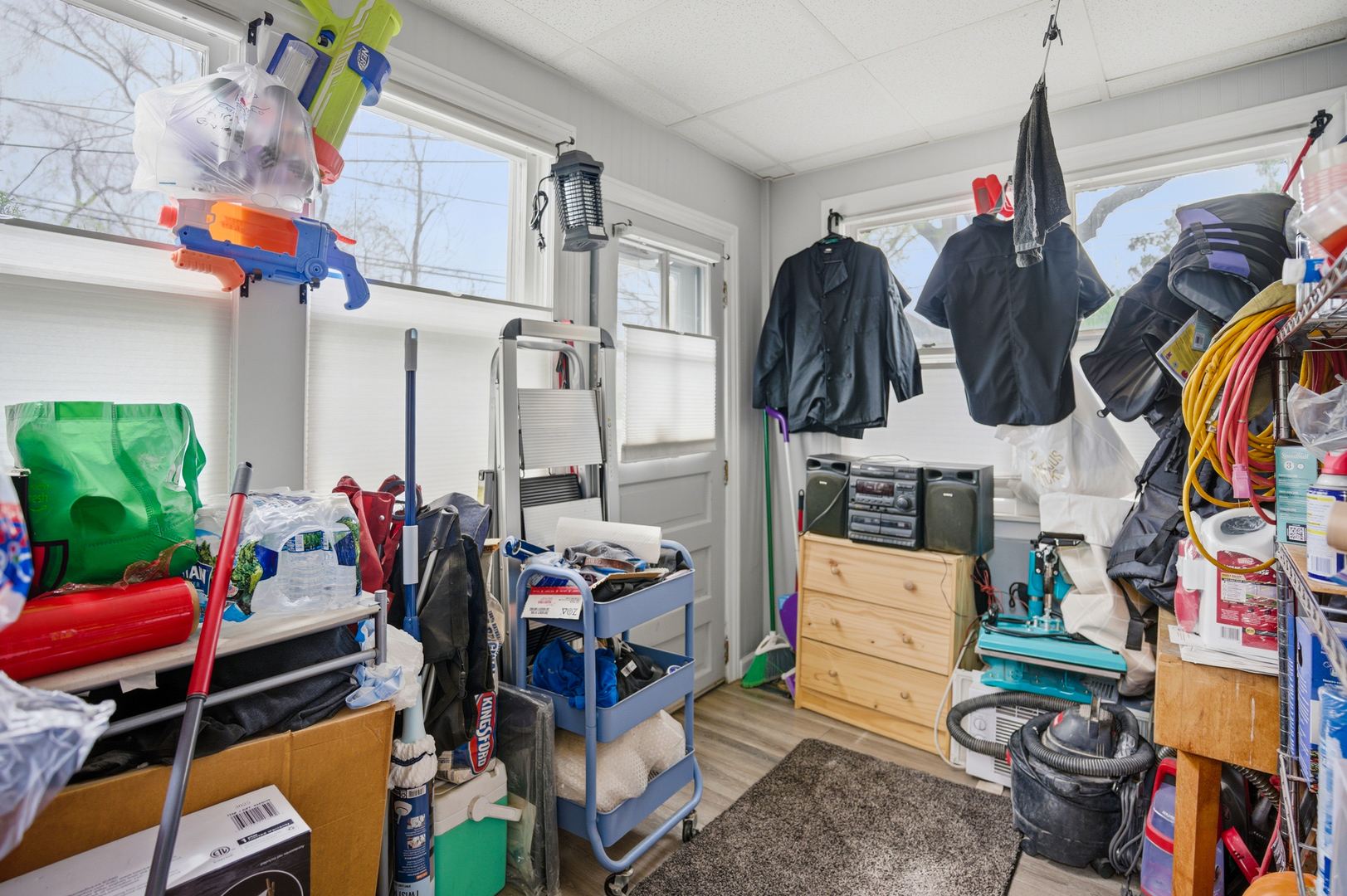 1216 N Northwest Highway, Park Ridge, IL 60068