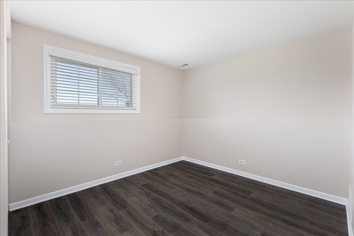 2725 Springdale Circle, Naperville, IL 60564