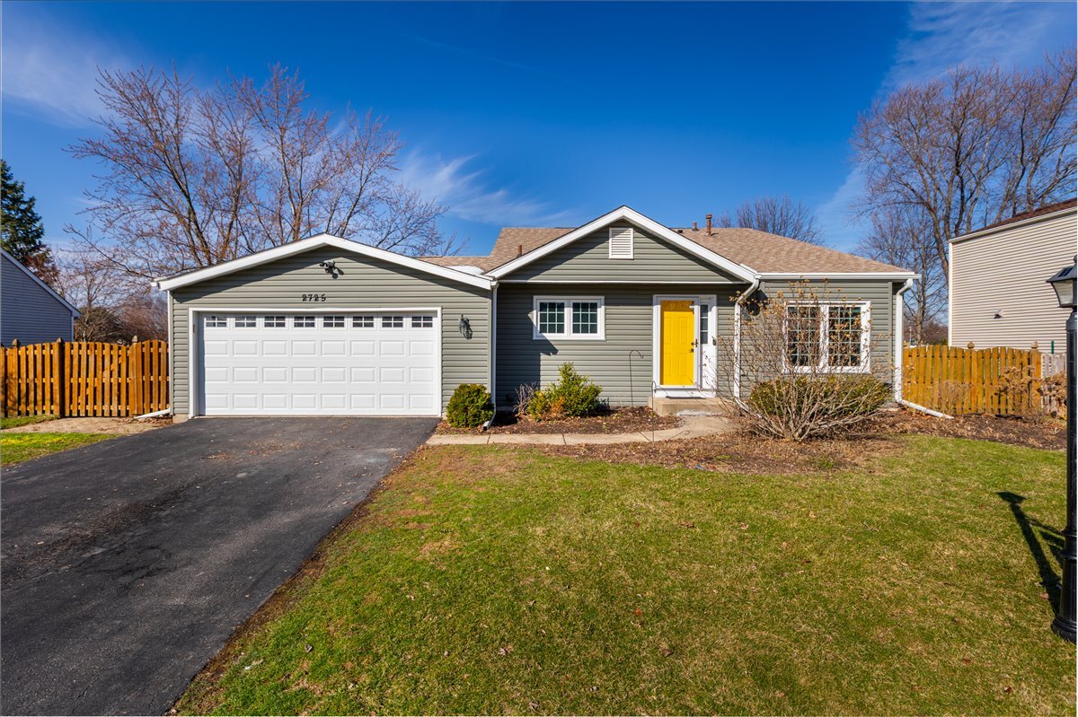 2725 Springdale Circle, Naperville, IL 60564