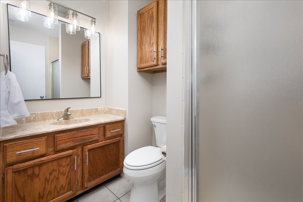 2725 Springdale Circle, Naperville, IL 60564