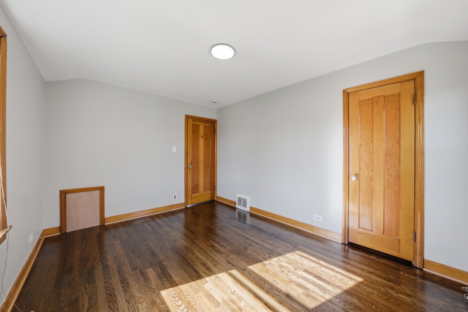 5127 S Hamlin Avenue, Chicago, IL 60632